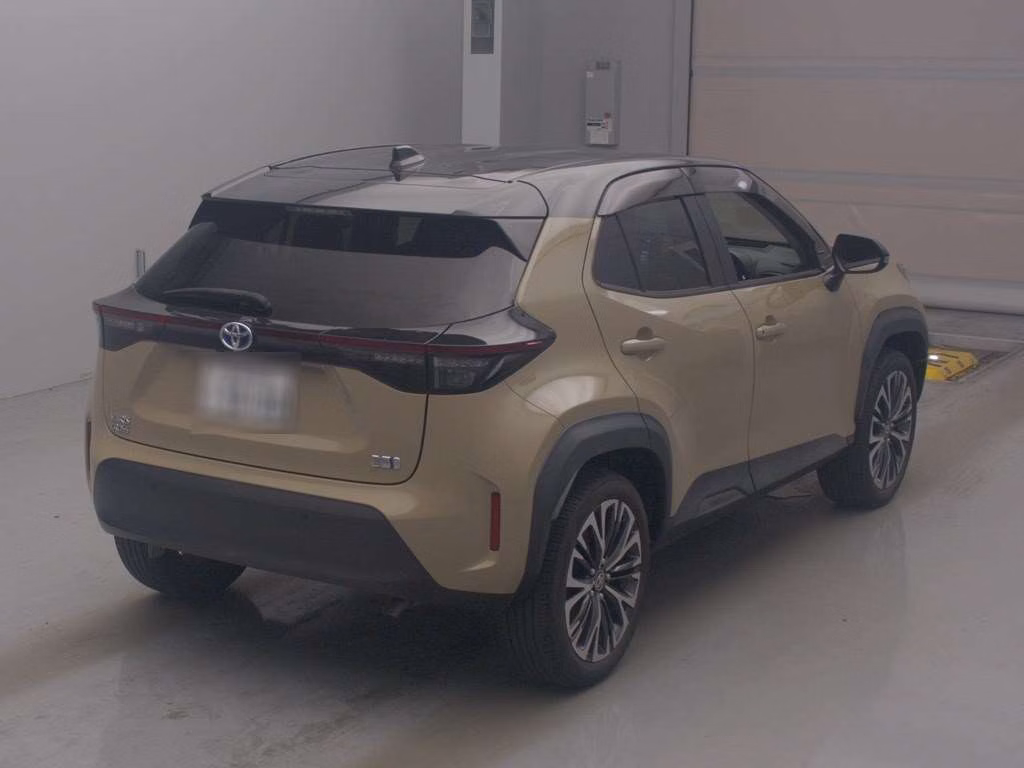 TOYOTA YARIS CROSS