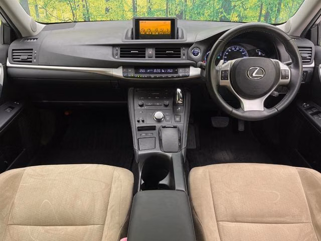 LEXUS CT200H