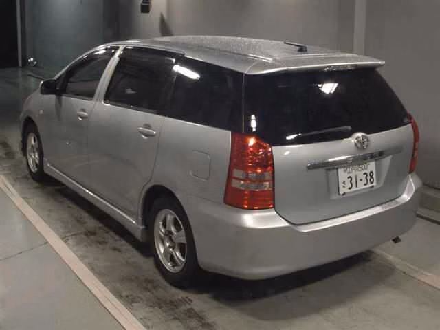 TOYOTA WISH