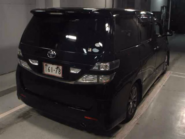 TOYOTA VELLFIRE