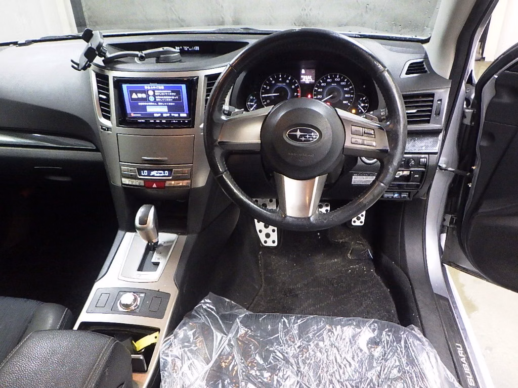 SUBARU LEGACY