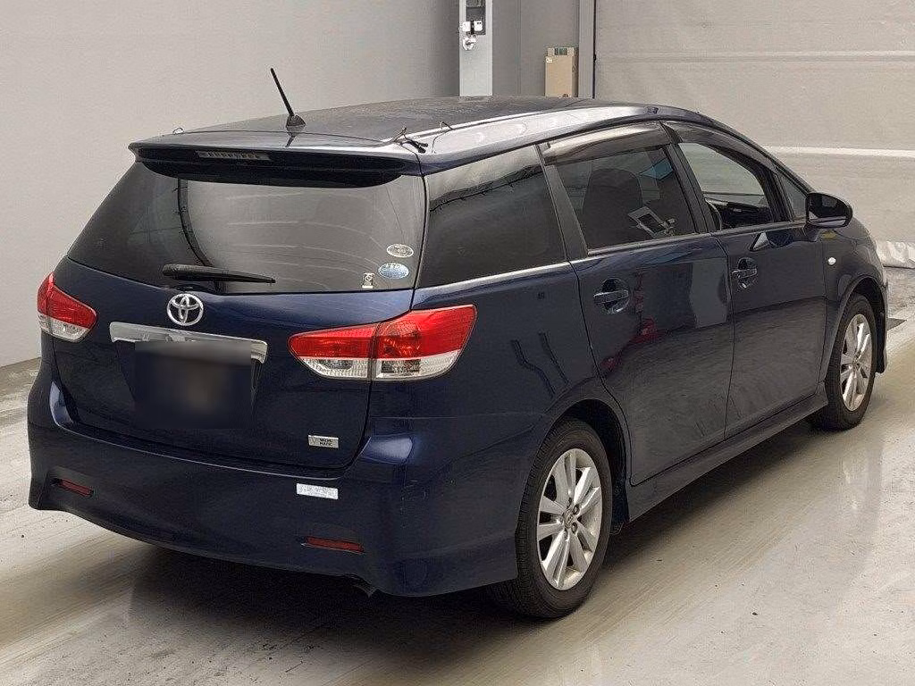 TOYOTA WISH