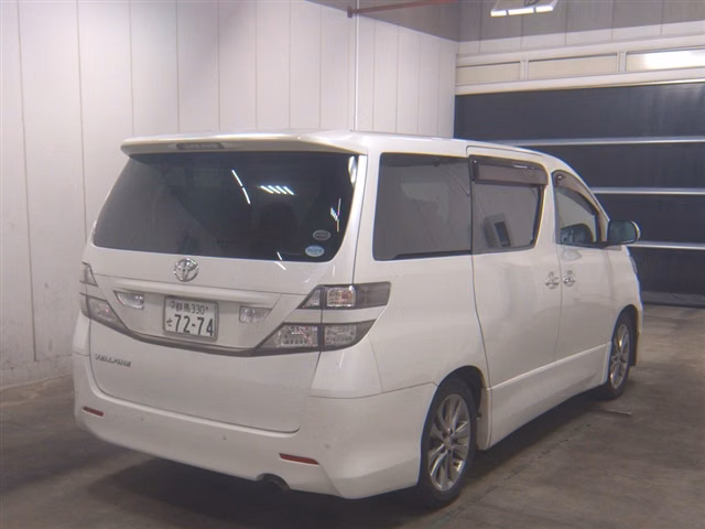 TOYOTA VELLFIRE