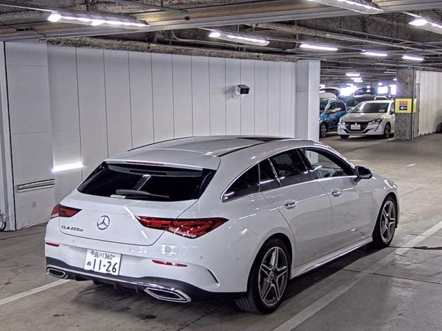 MERCEDES-BENZ CLA-CLASS