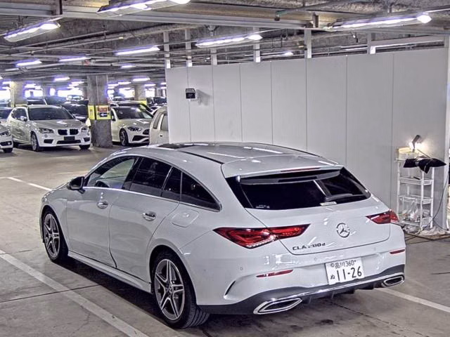 MERCEDES-BENZ CLA-CLASS