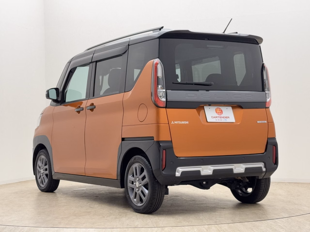 MITSUBISHI DELICA MINI