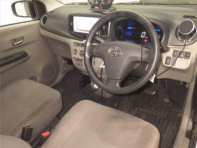 TOYOTA PIXIS EPOCH