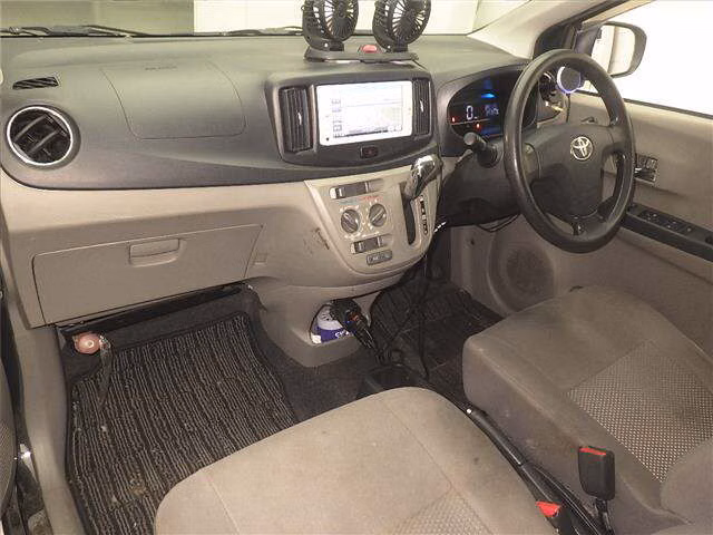 TOYOTA PIXIS EPOCH