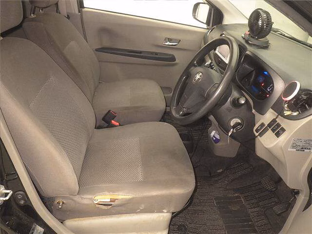 TOYOTA PIXIS EPOCH
