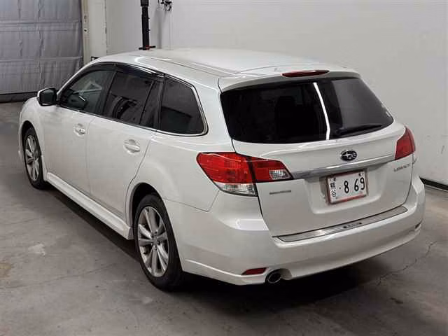 SUBARU LEGACY