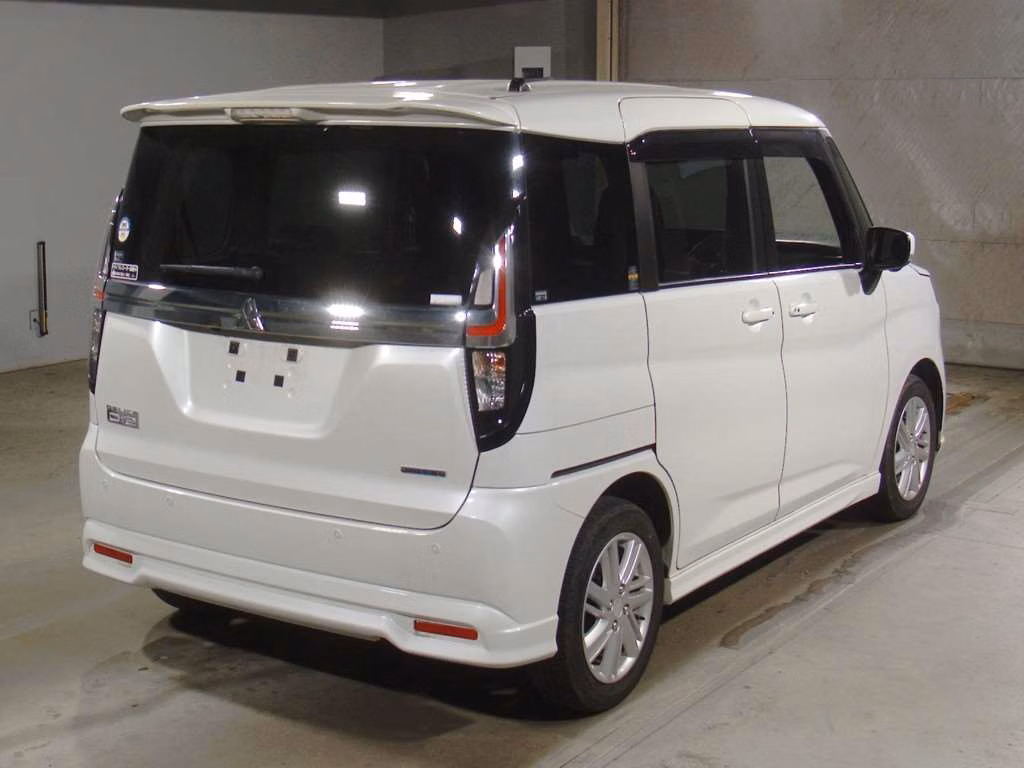 MITSUBISHI DELICA D:2
