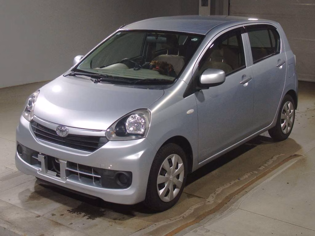 TOYOTA PIXIS EPOCH