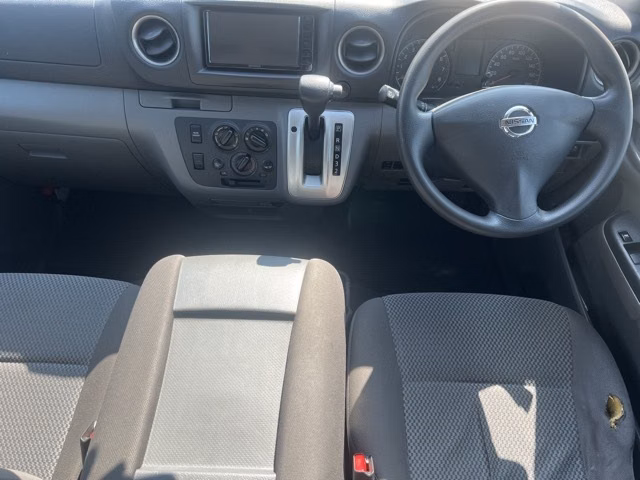 NISSAN NV350 CARAVAN
