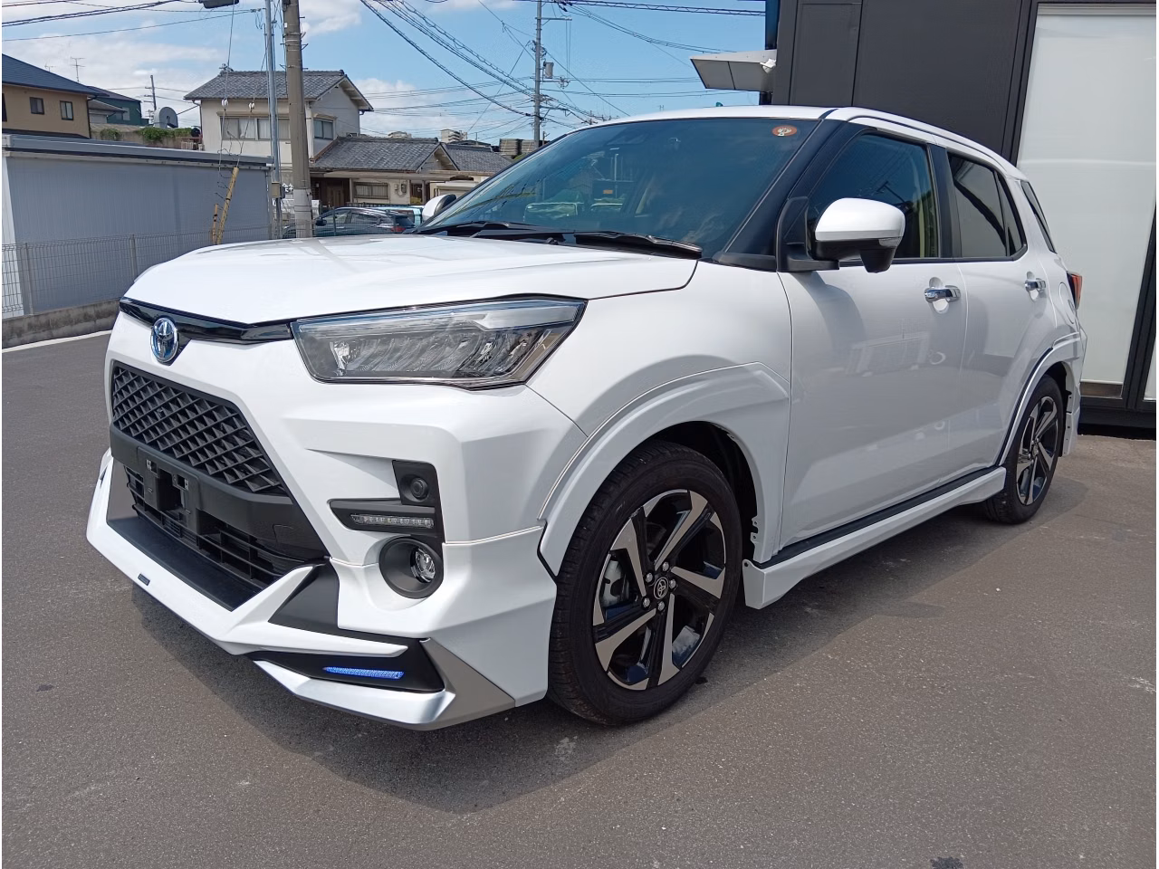 TOYOTA RAIZE