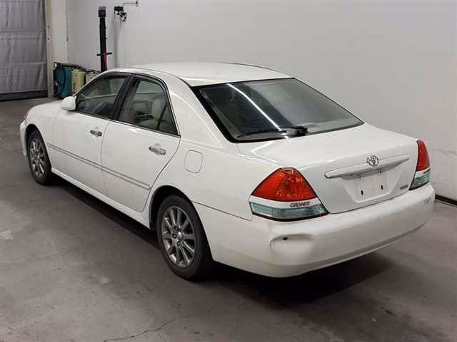 TOYOTA MARK II