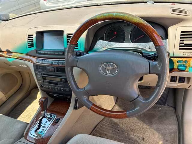 TOYOTA MARK II