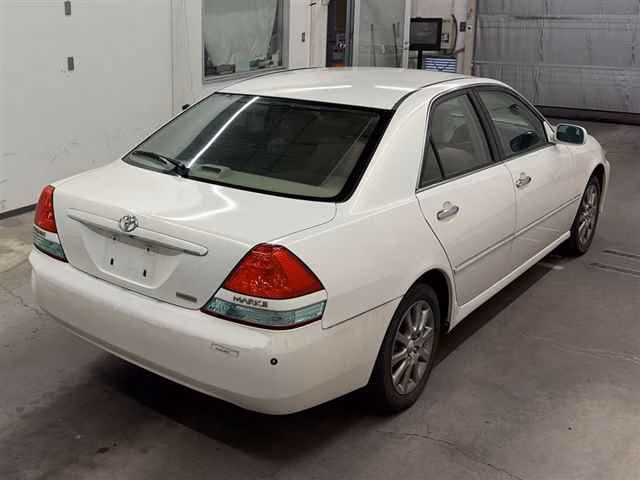 TOYOTA MARK II