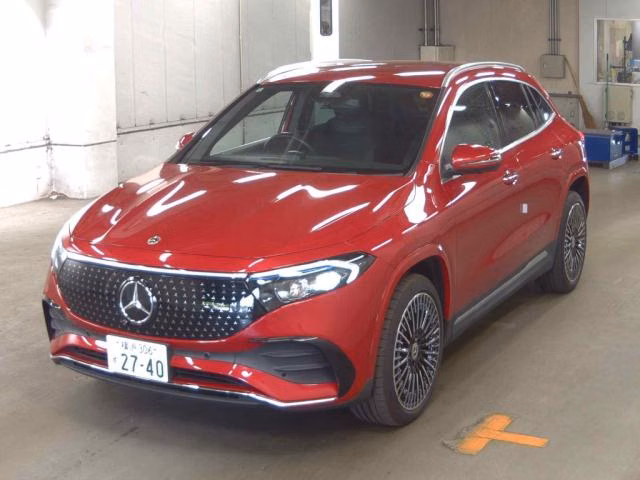 MERCEDES-BENZ EQA