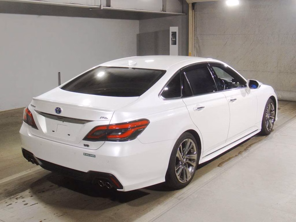 TOYOTA CROWN