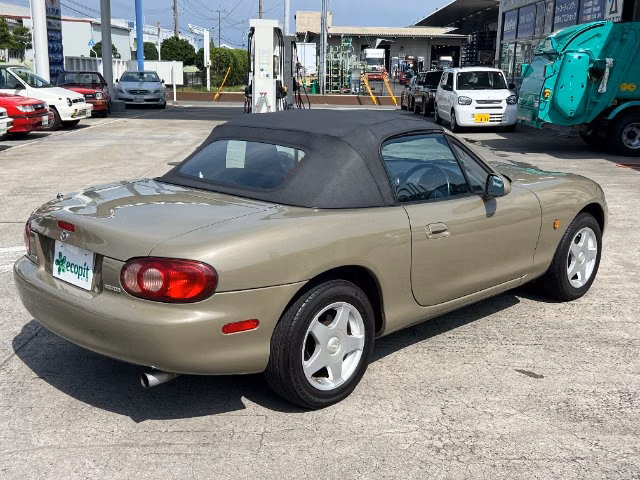 MAZDA ROADSTER