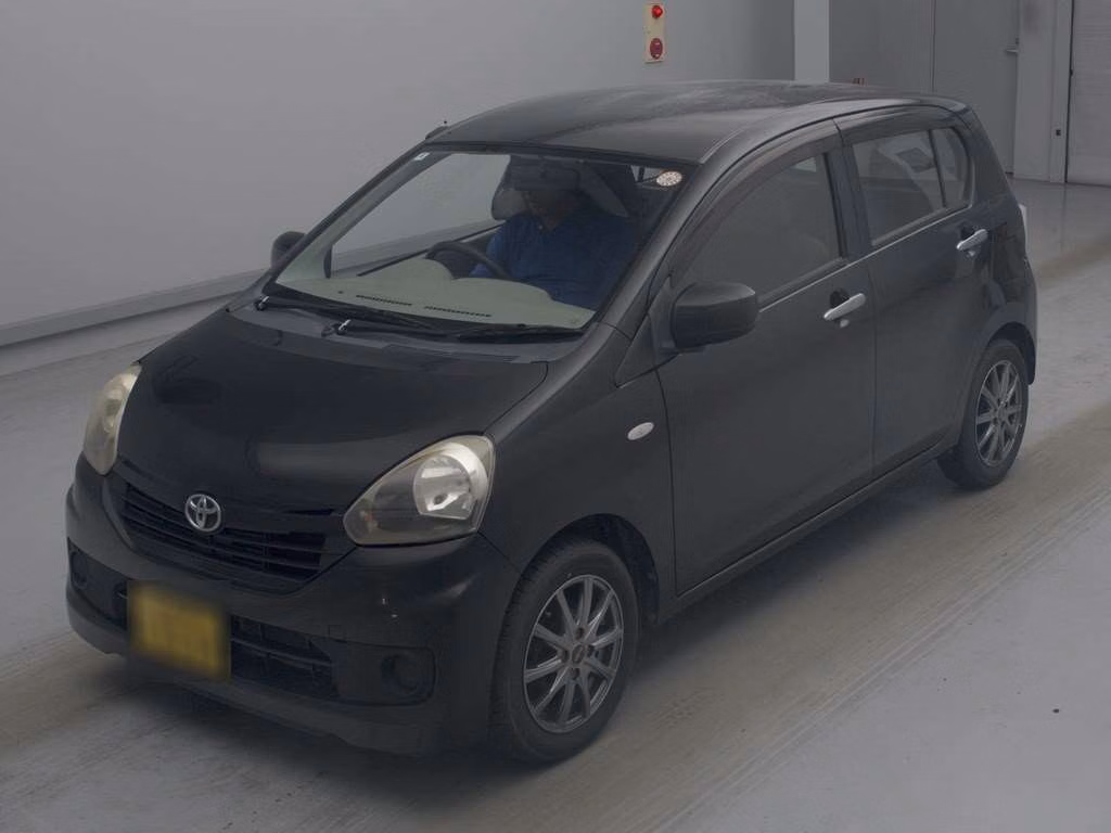 TOYOTA PIXIS EPOCH