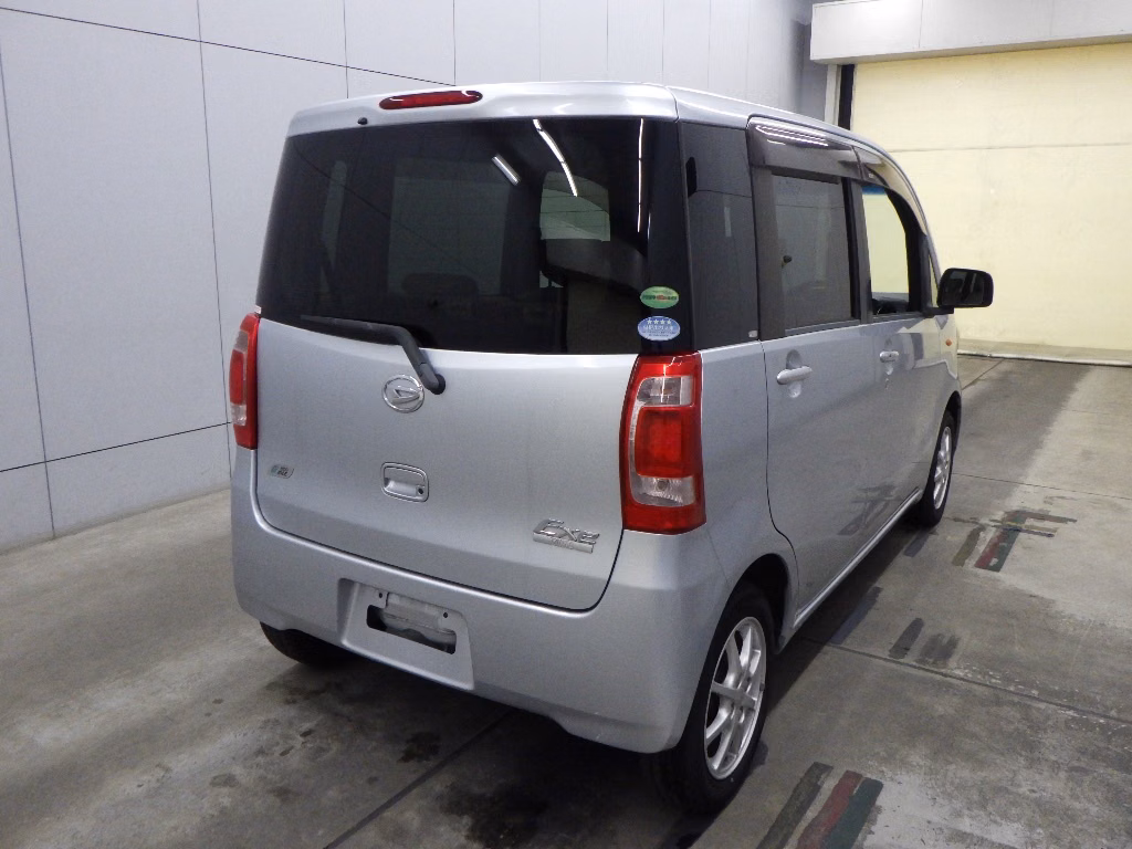 DAIHATSU TANTO EXE