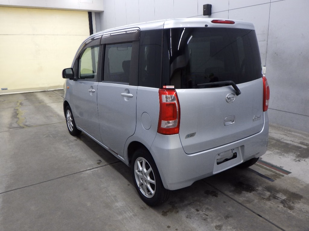 DAIHATSU TANTO EXE
