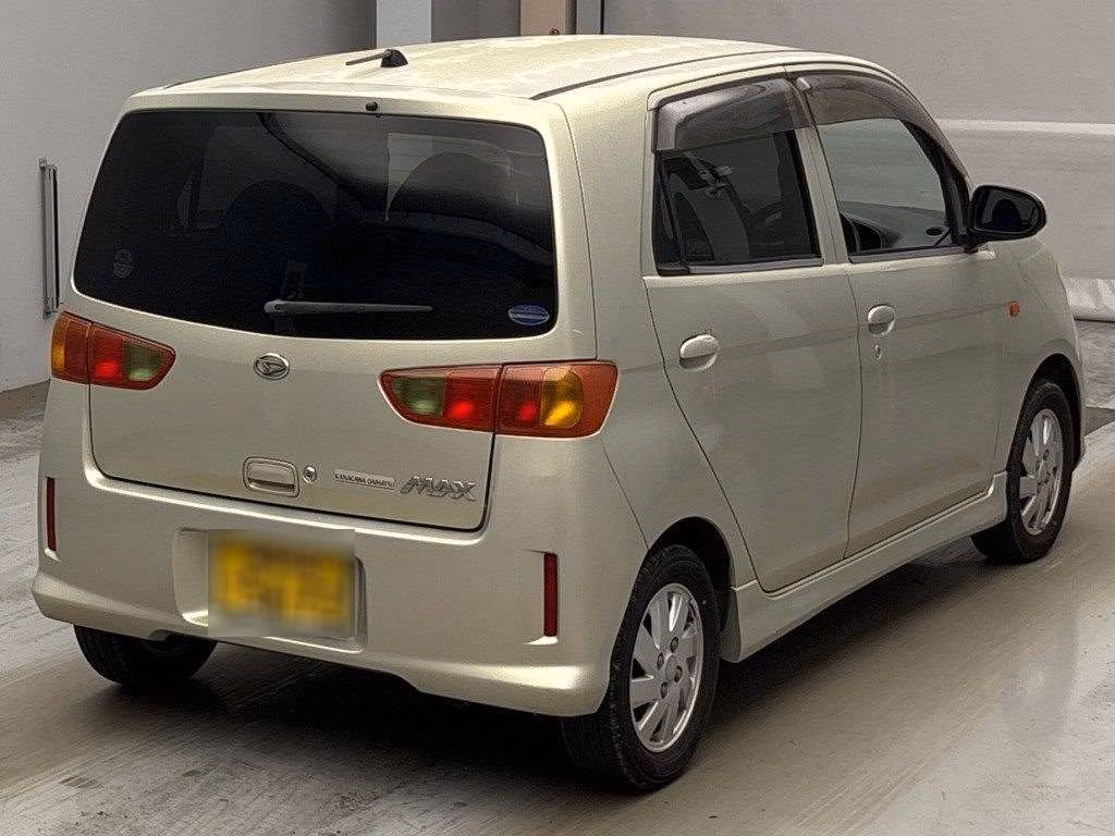 DAIHATSU MAX