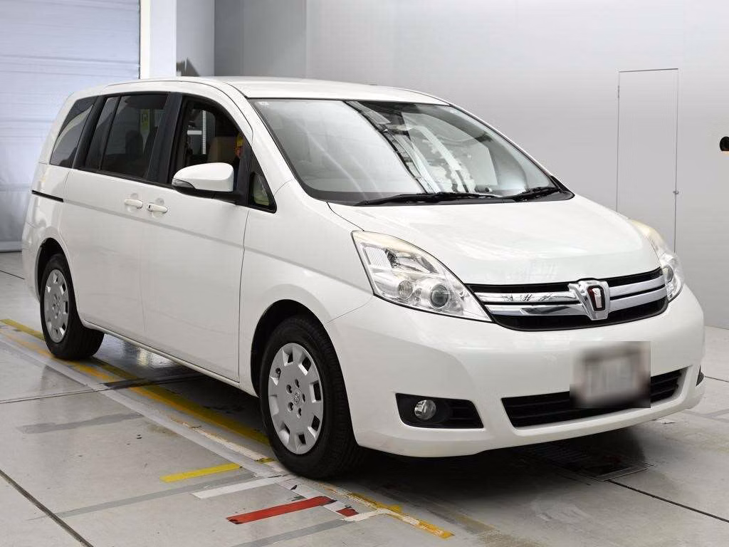 TOYOTA ISIS