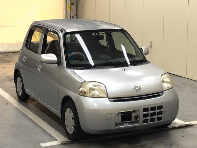 DAIHATSU ESSE