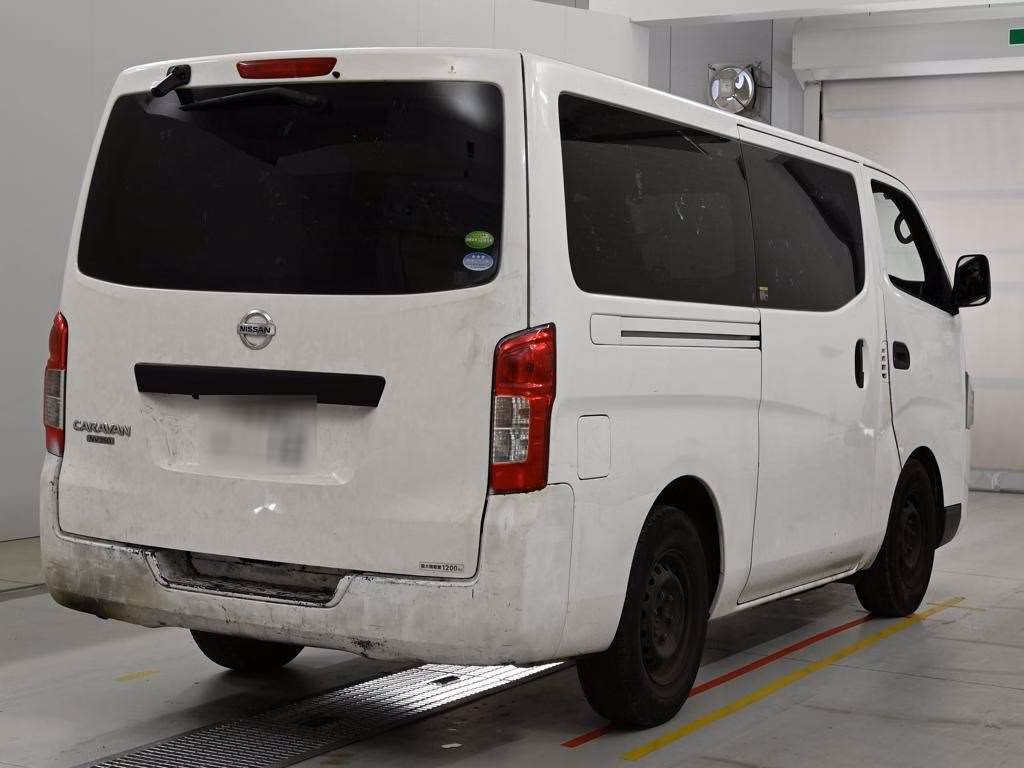 NISSAN NV350 CARAVAN