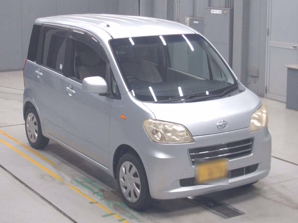 DAIHATSU TANTO EXE