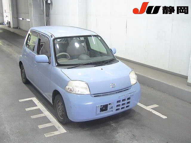 DAIHATSU ESSE