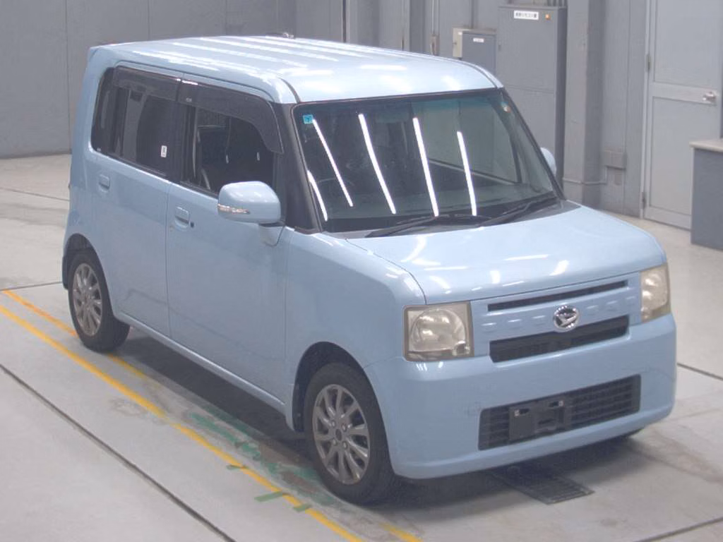DAIHATSU MOVE CONTE