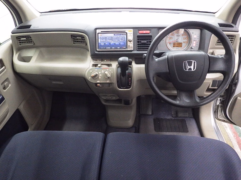 HONDA LIFE