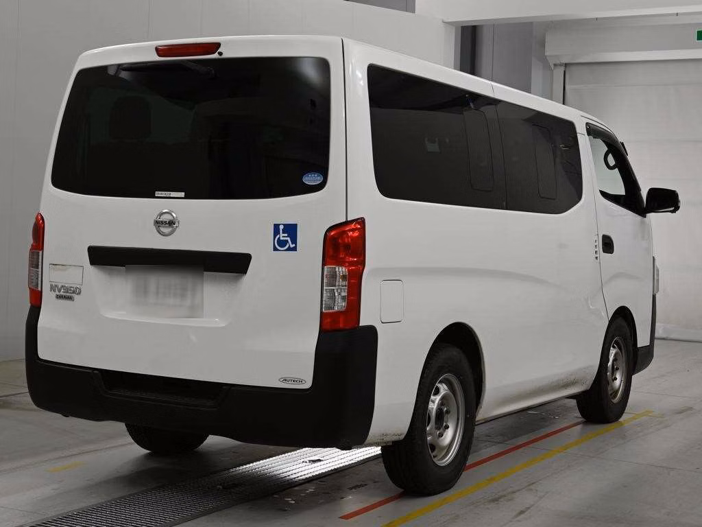 NISSAN NV350 CARAVAN