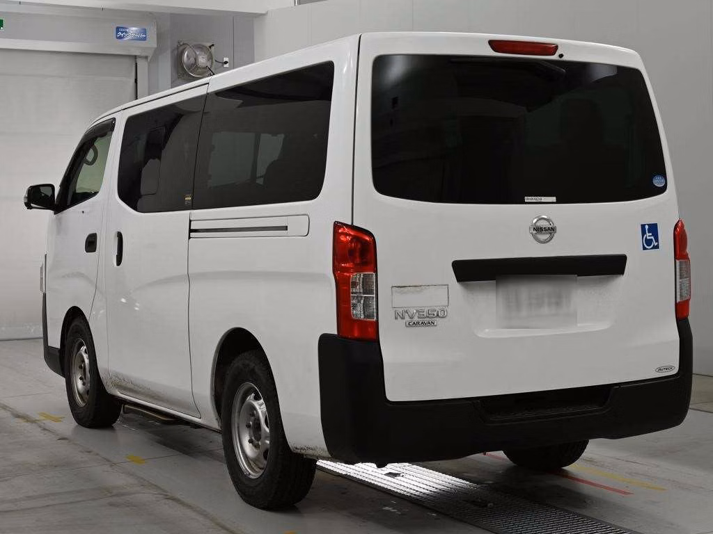 NISSAN NV350 CARAVAN