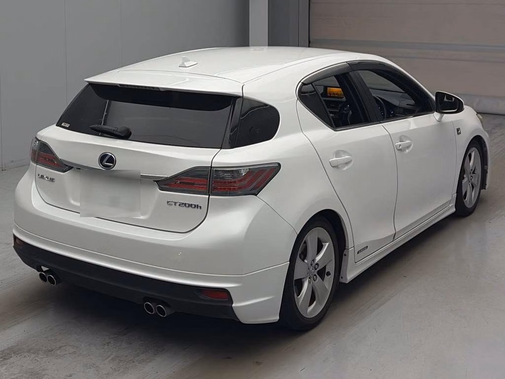LEXUS CT200H