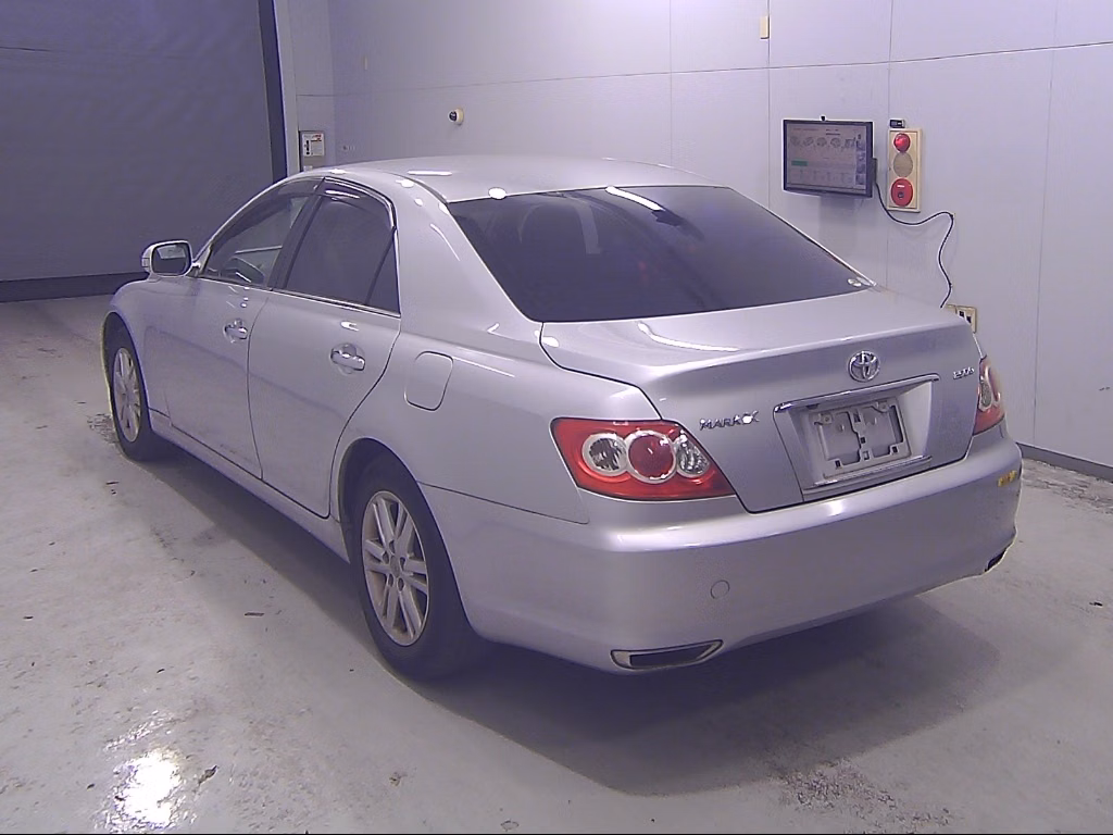 TOYOTA MARK X