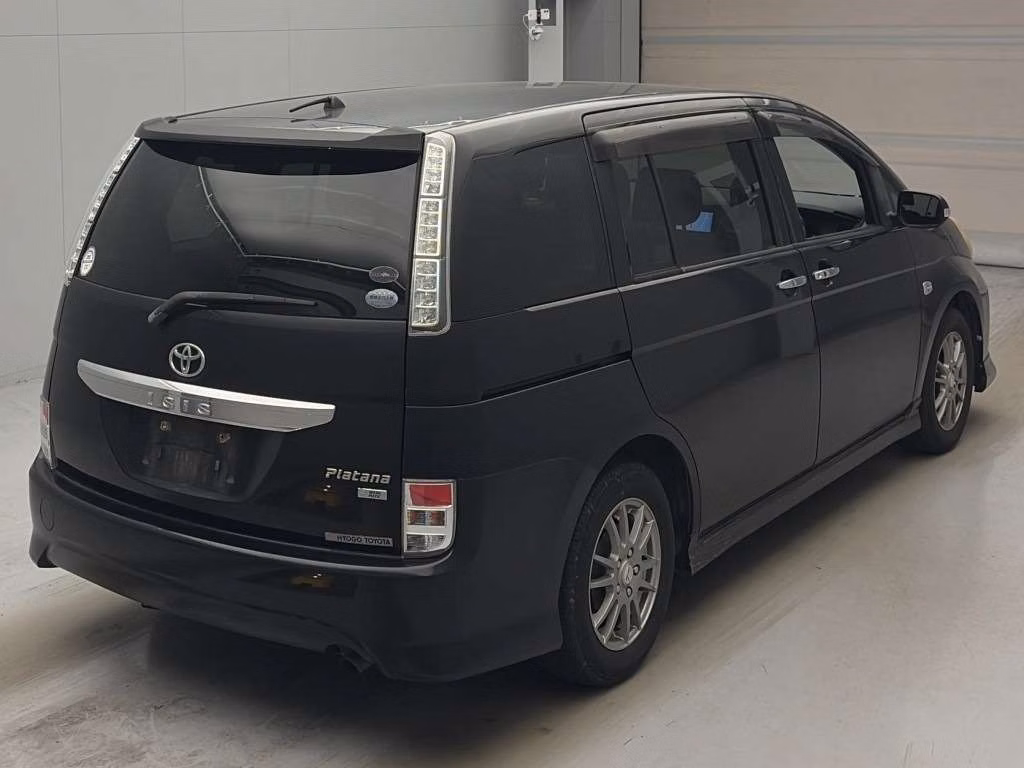 TOYOTA ISIS