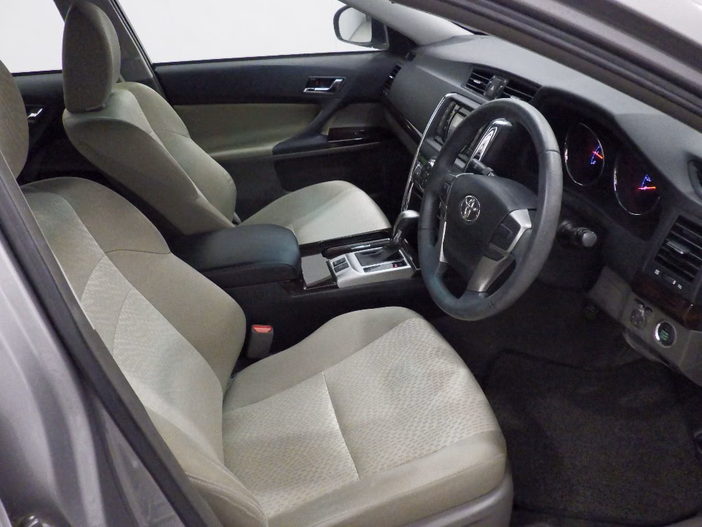 TOYOTA MARK X