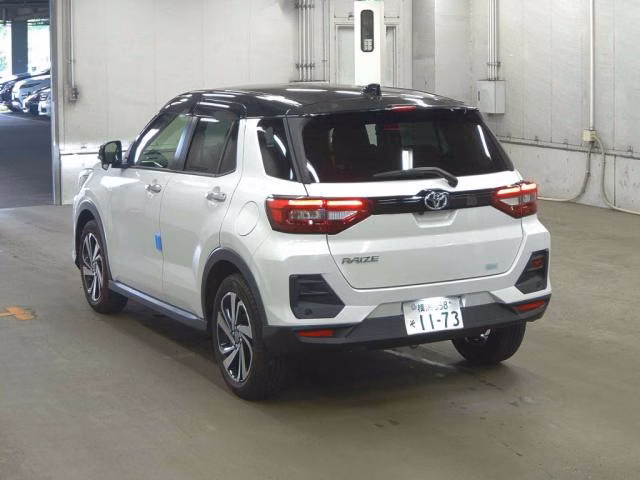 TOYOTA RAIZE