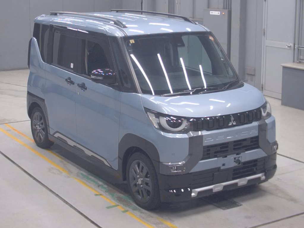MITSUBISHI DELICA MINI