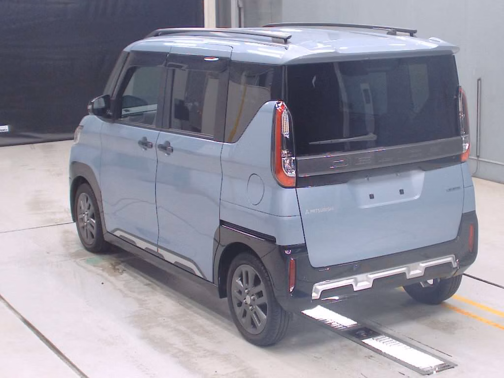 MITSUBISHI DELICA MINI
