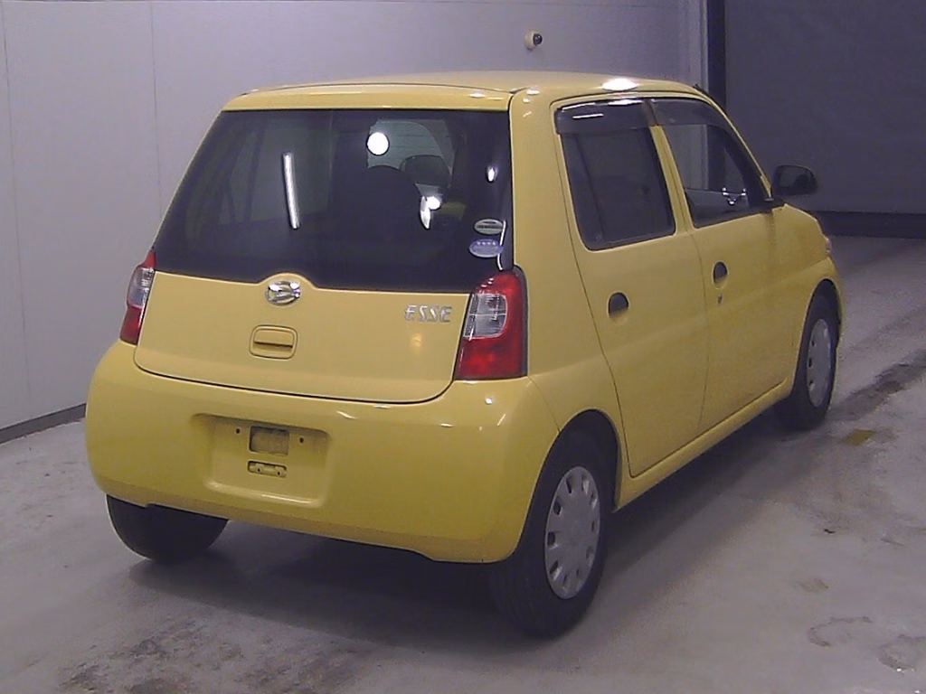 DAIHATSU ESSE