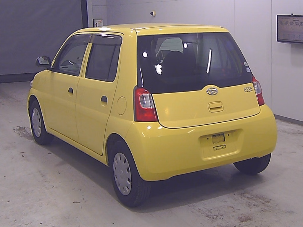 DAIHATSU ESSE