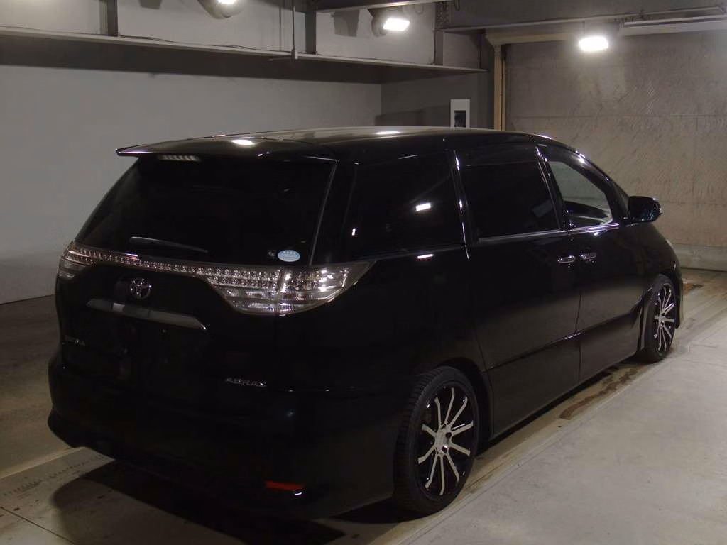 TOYOTA ESTIMA