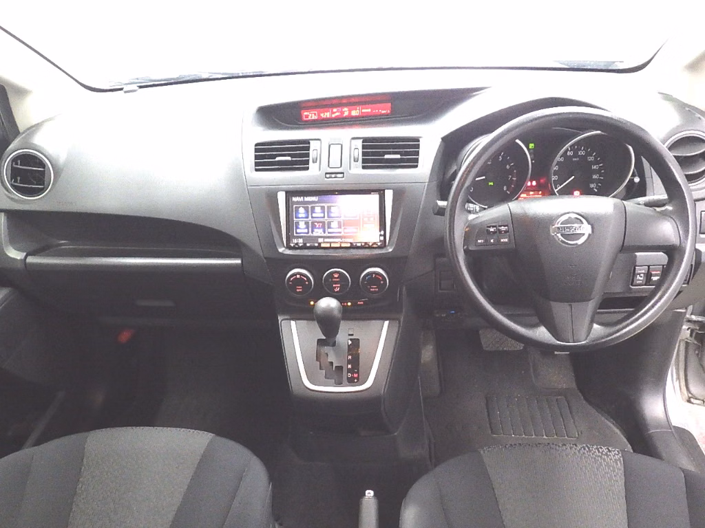 NISSAN LAFESTA