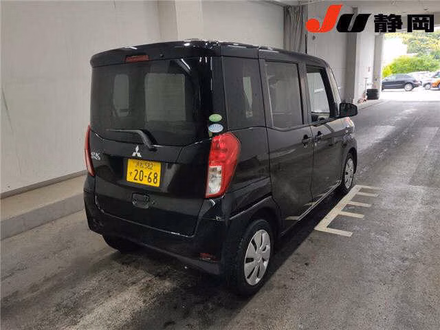 MITSUBISHI EK SPACE