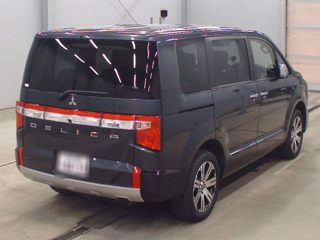 MITSUBISHI DELICA D:5
